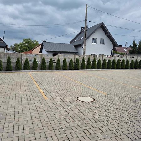 Pokoje pod Wietrznią Kielce Exteriér fotografie