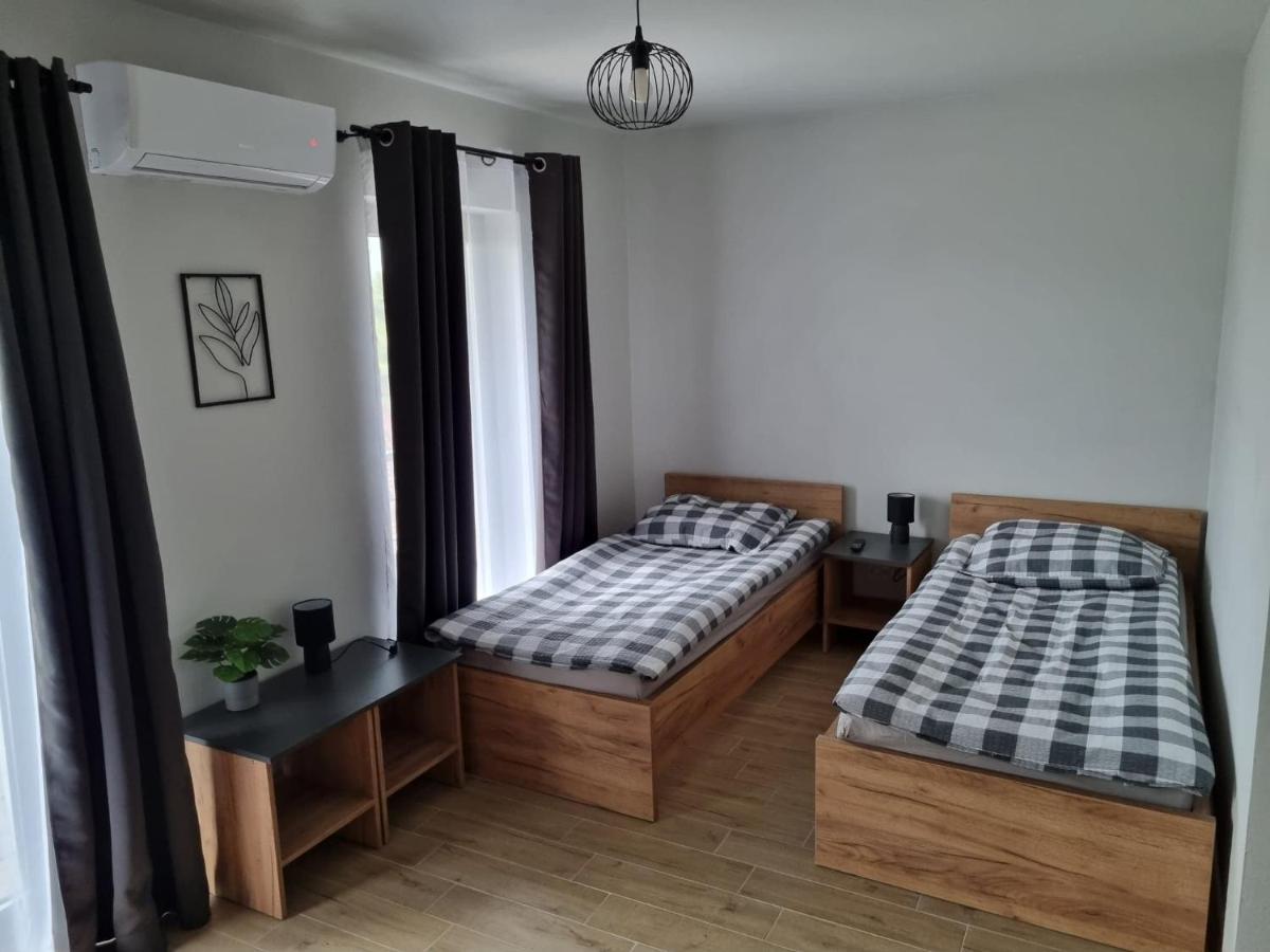 Pokoje pod Wietrznią Kielce Exteriér fotografie